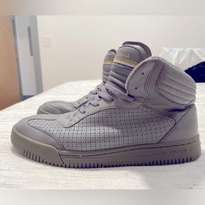 Men’s Dolce & Gabbana sneakers. Size 10.